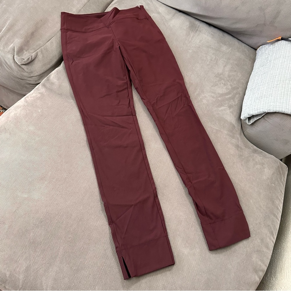 Athleta Wander Slim Ankle Pant Burgundy Women's Sz 6T Pockets Side Zip Taper - Picture 2 of 11